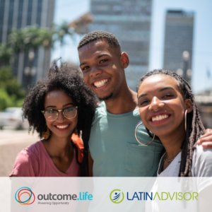 Three Latinx students stand on a city street, smiling. Outcome.Life and Latin Advisor logos are displayed underneath.